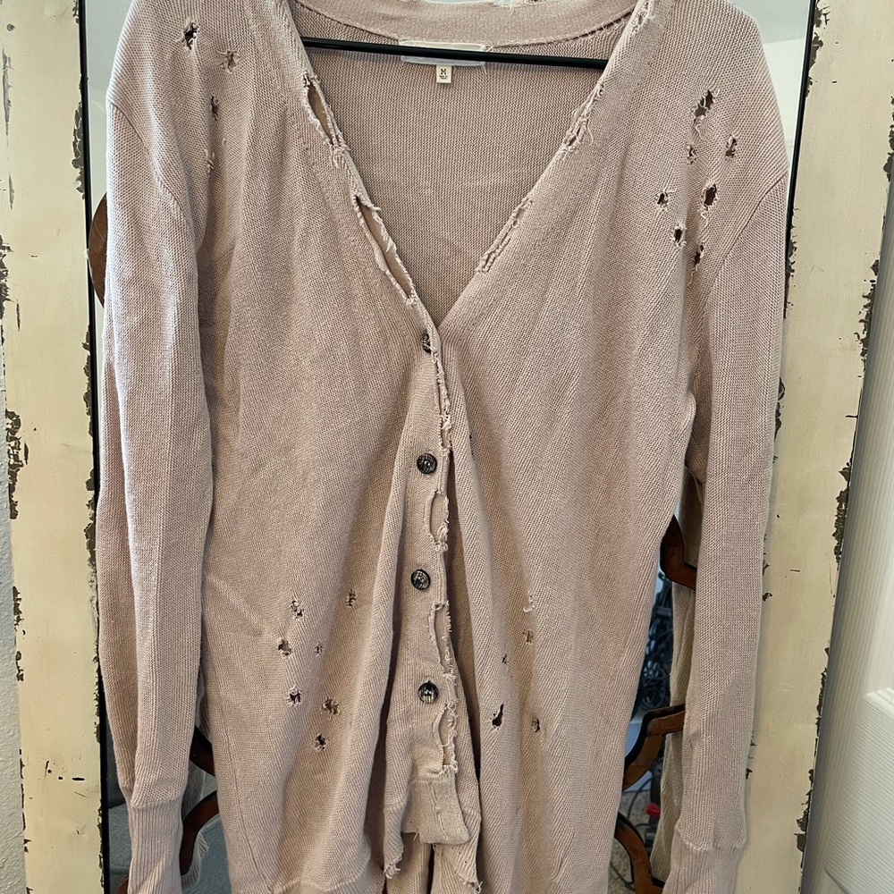 Destressed blush cardigan. Size Medium. Used.